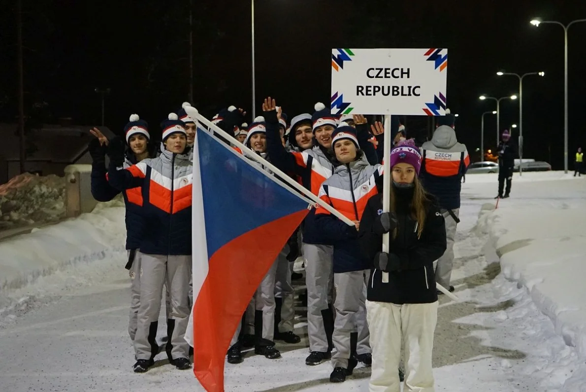 „Běhal mi mráz po zádech!“ Mladý hokejista Dvořák byl vlajkonošem na olympiádě