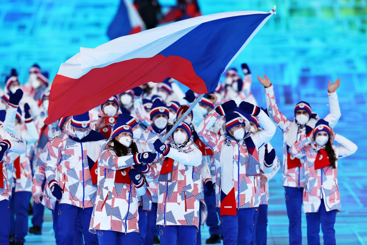 Olympijský oheň hoří ve sněhové vločce! Češi vzdali hold zraněné Samkové