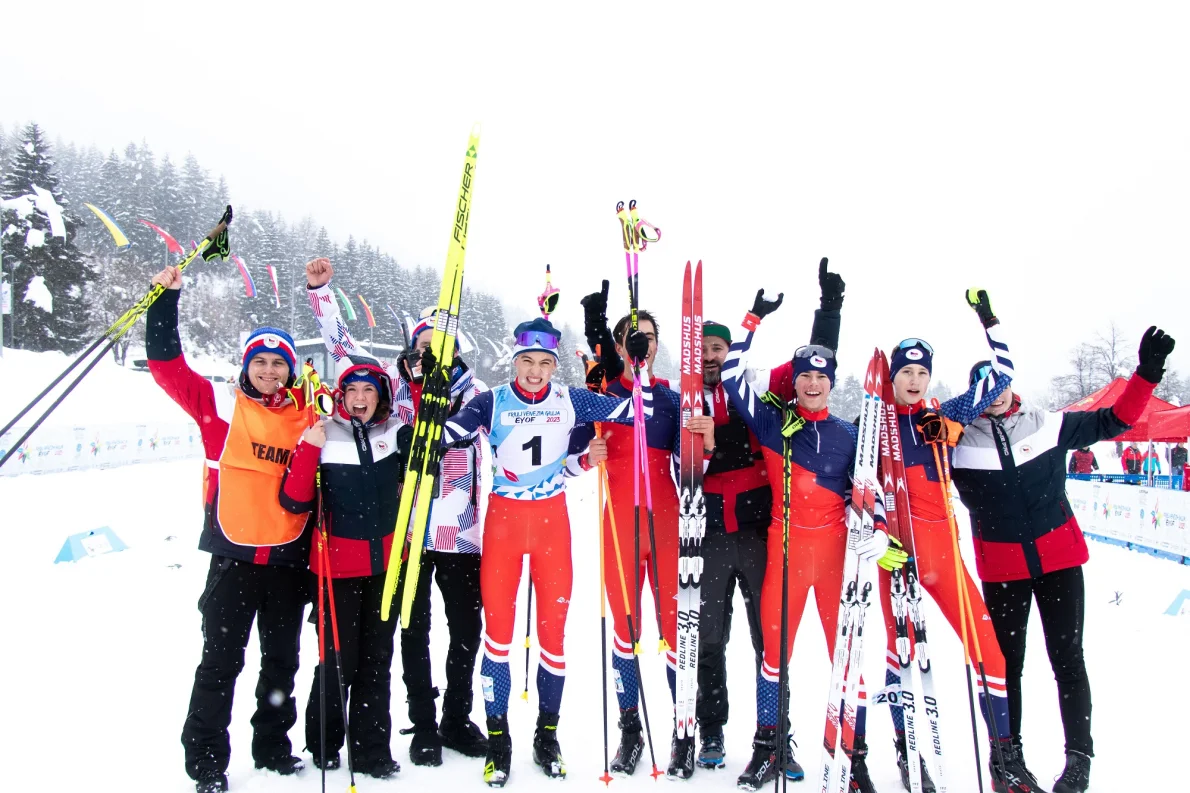 Ke stříbru přidala snowboardistka Keclíková zlato s parťákem. Český tým má zatím šest medailí