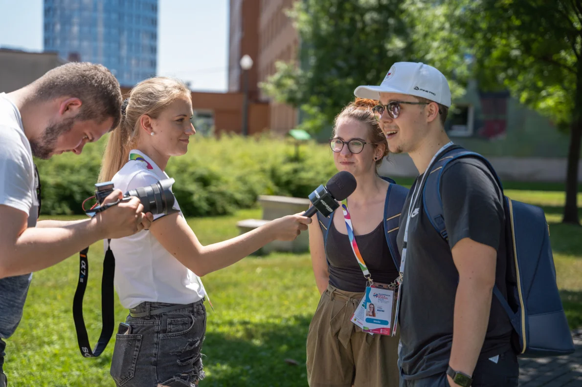 Otevíráme další ročník Akademie pro mladé tvůrce! Na Olympiádu dětí a mládeže hledáme novináře, kreativce obsahu na sítě i fotografy