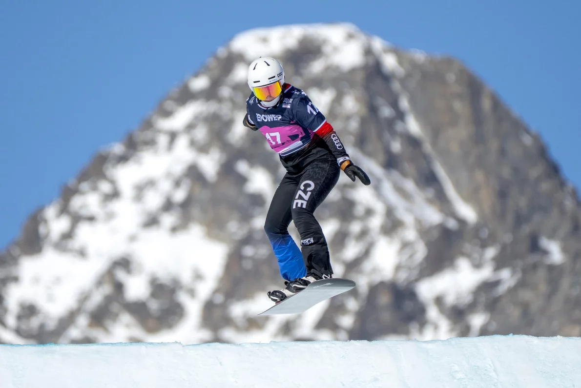 Z gymnázia na olympiádu? Karolína Hrůšová vlétla mezi snowboardovou špičku